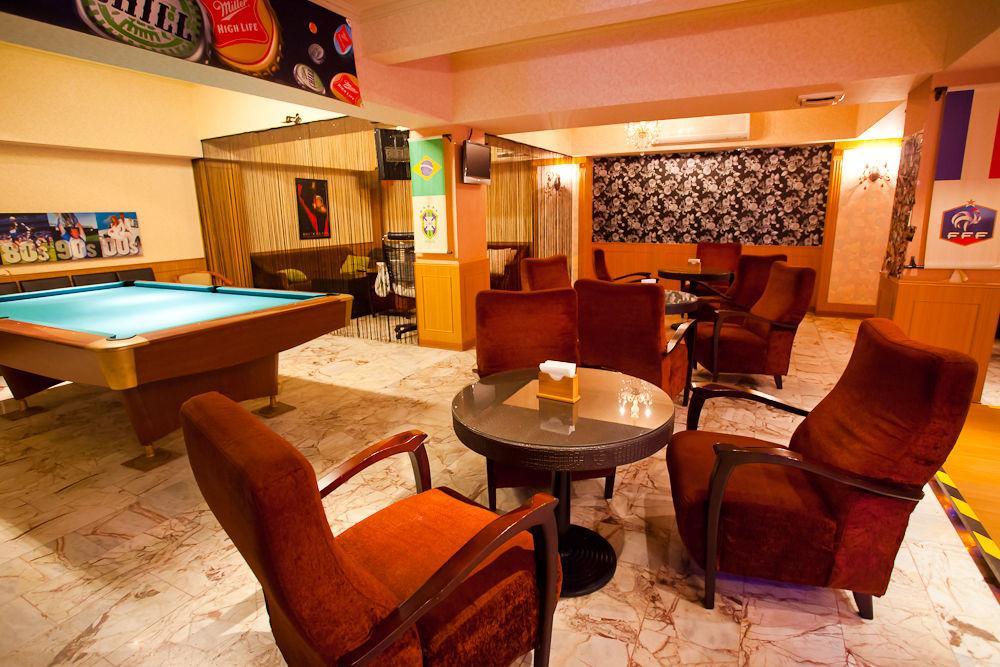Hunt Champion Hotel Taichung Buitenkant foto